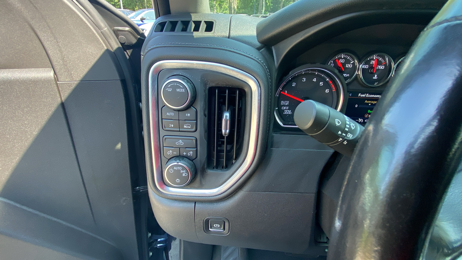 2021 Chevrolet Silverado 1500 LT 25