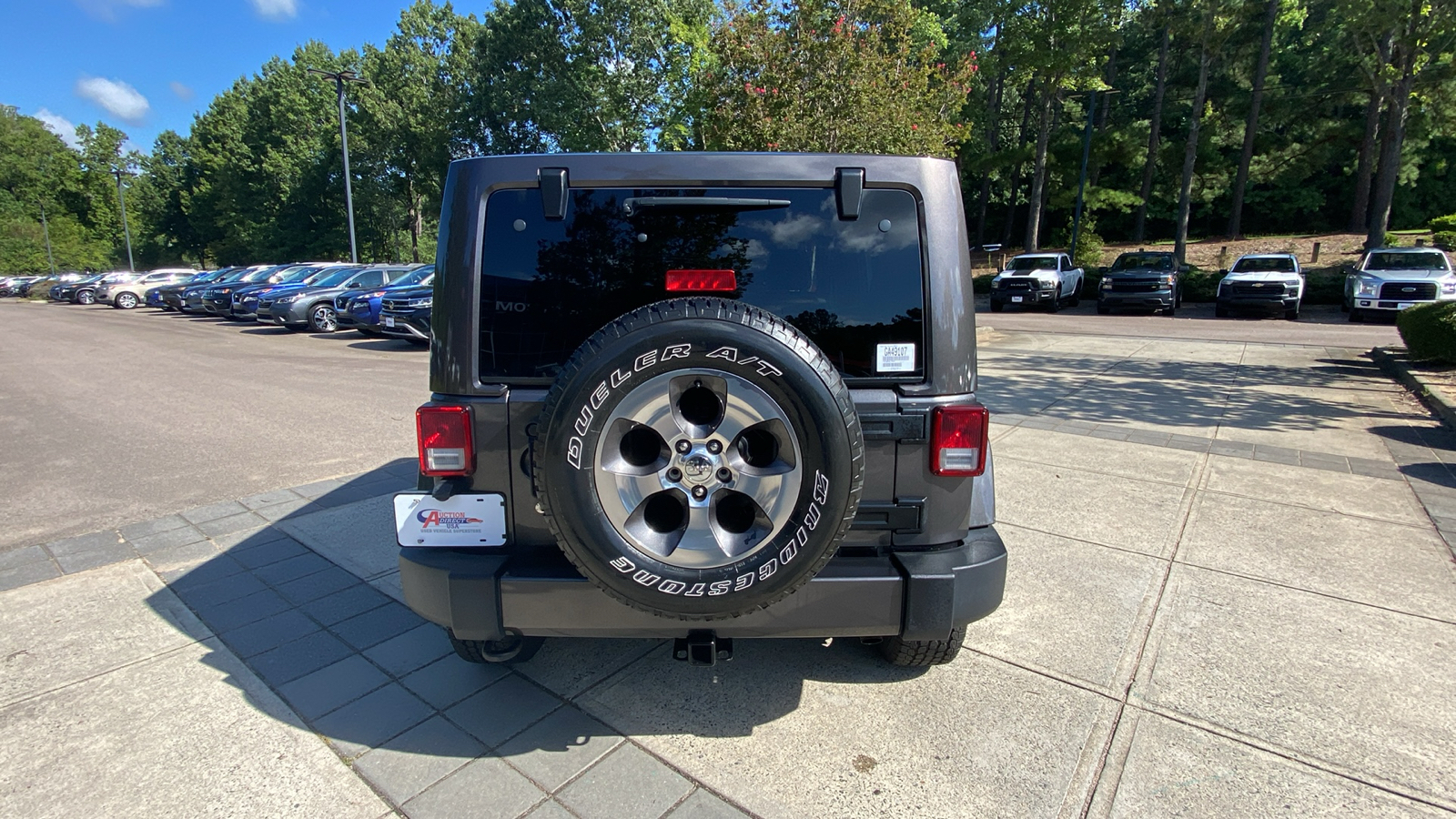 2017 Jeep Wrangler Unlimited Sahara 11