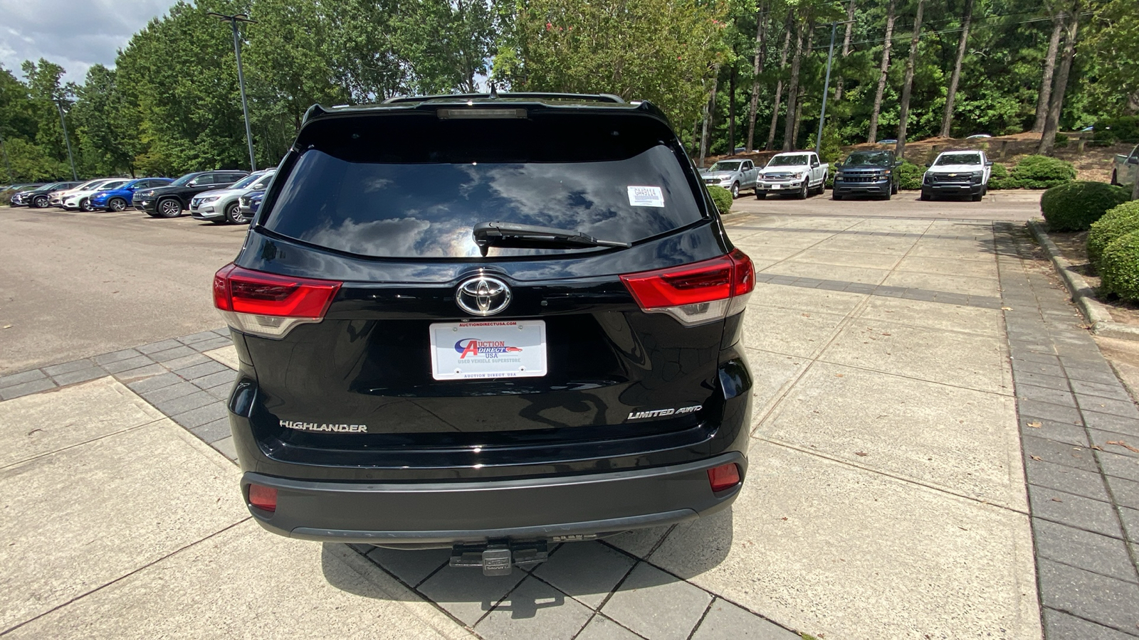 2017 Toyota Highlander Limited 10