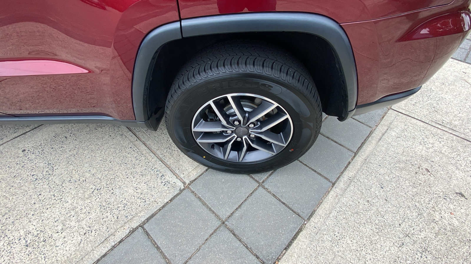 2019 Jeep Grand Cherokee Limited 9