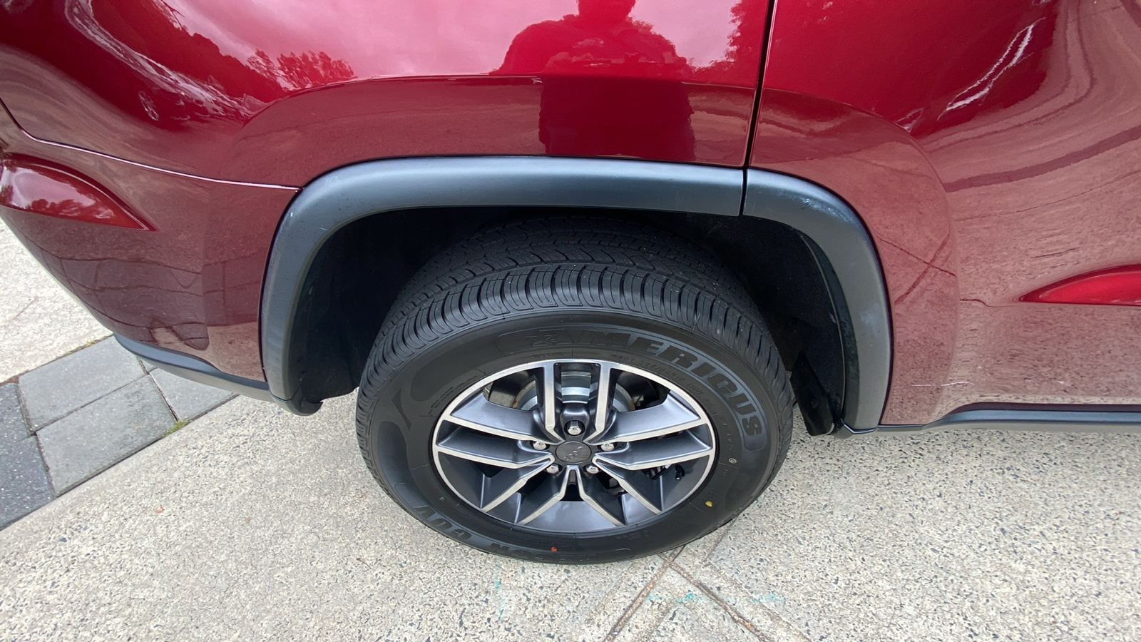 2019 Jeep Grand Cherokee Limited 16