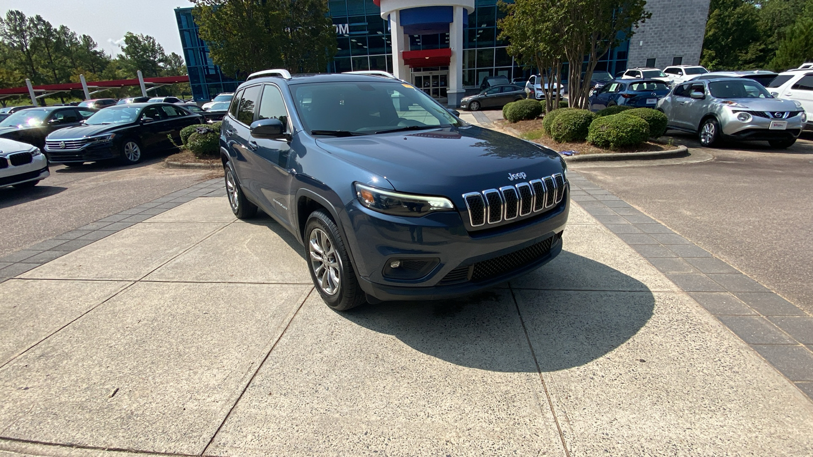 2019 Jeep Cherokee Latitude Plus 1