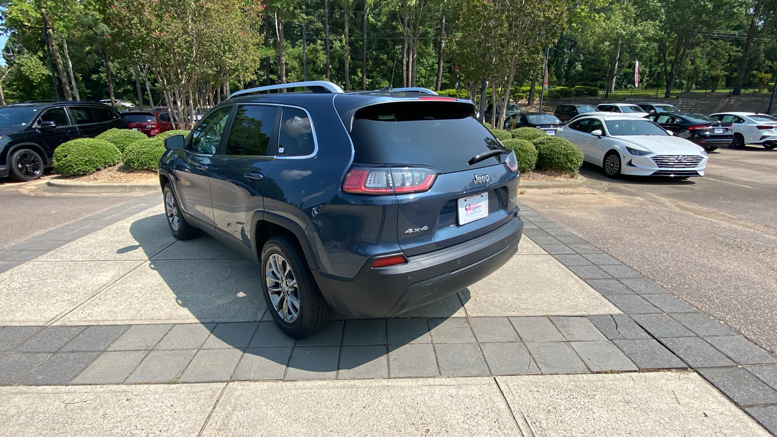 2019 Jeep Cherokee Latitude Plus 10