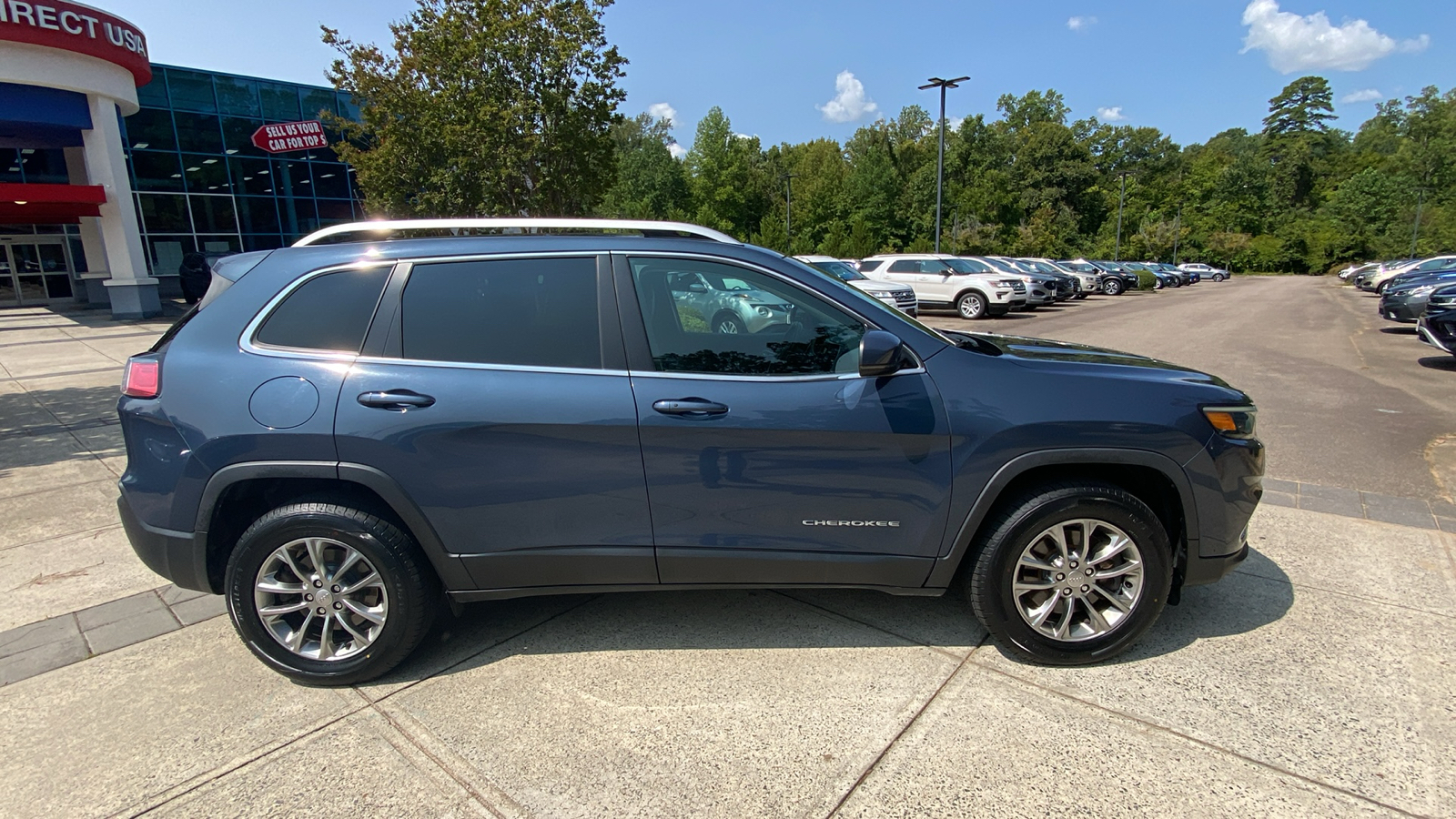 2019 Jeep Cherokee Latitude Plus 17