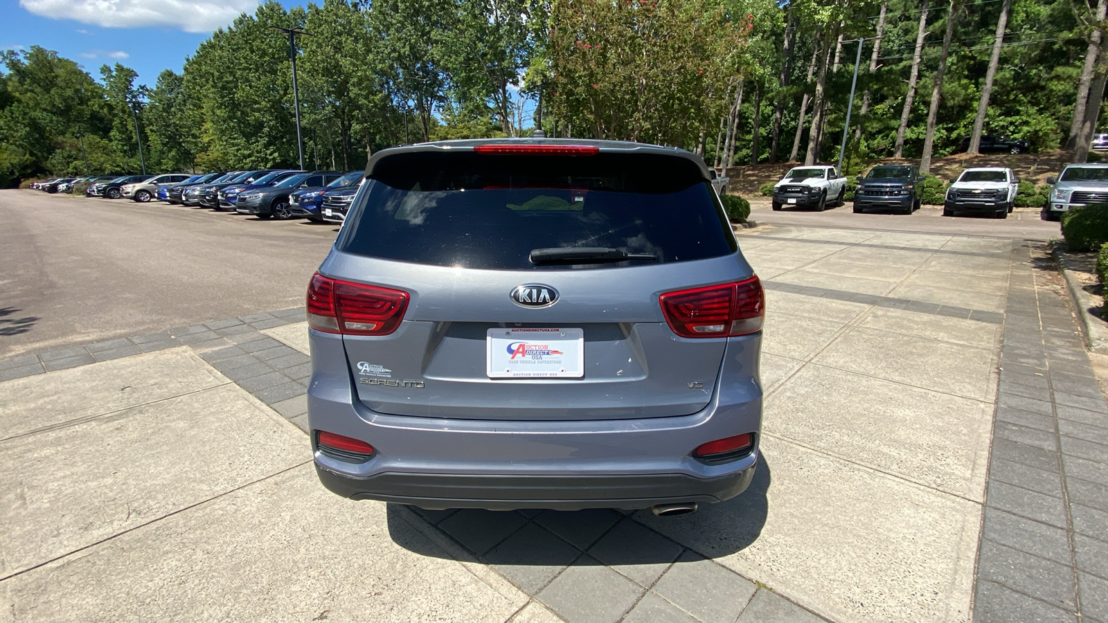 2020 Kia Sorento LX 11