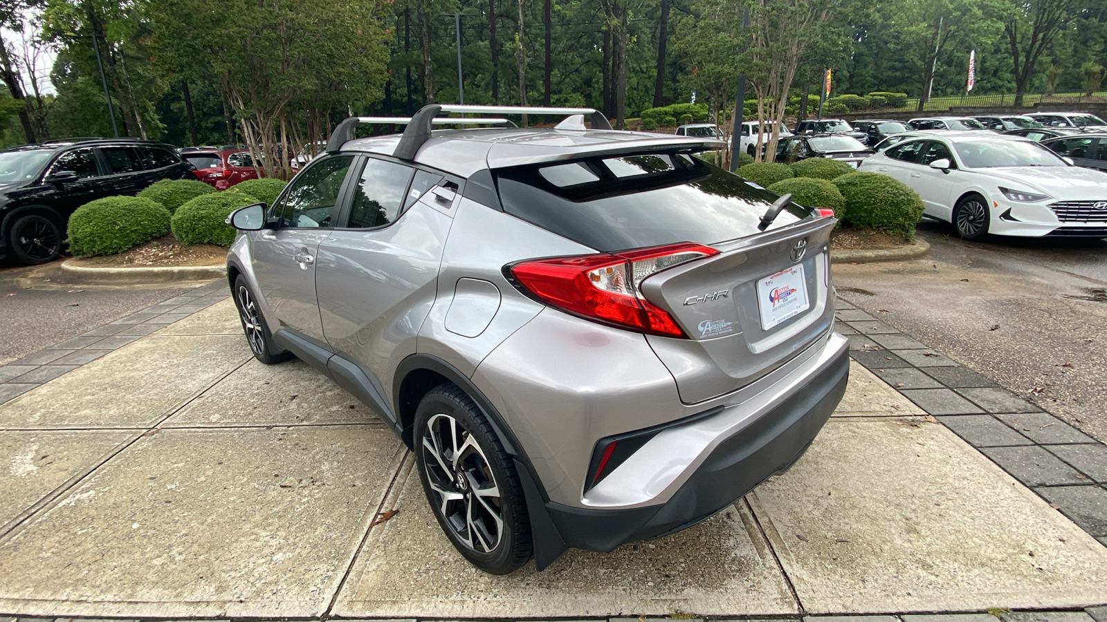 2018 Toyota C-HR XLE 9