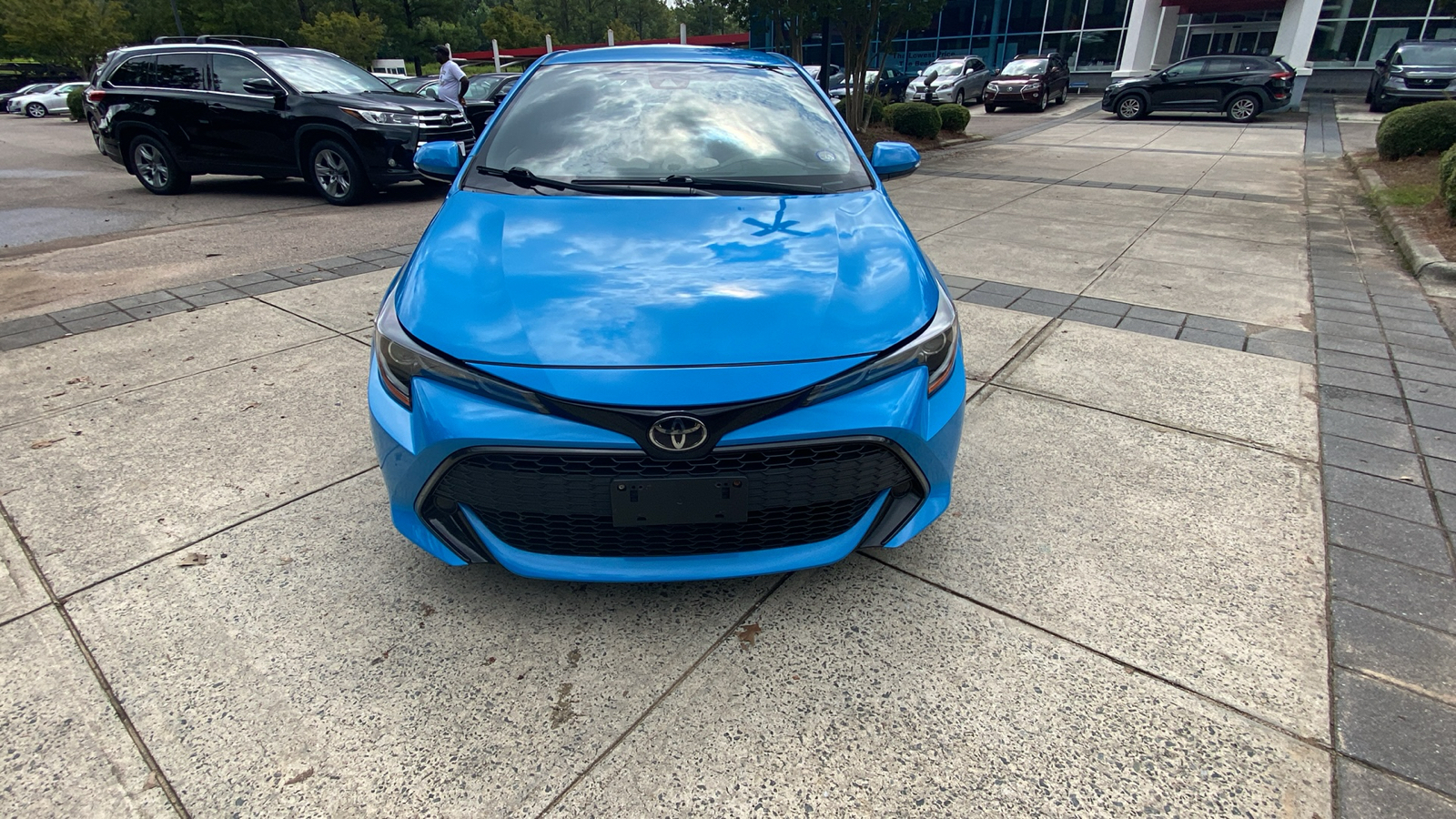 2019 Toyota Corolla Hatchback SE 3