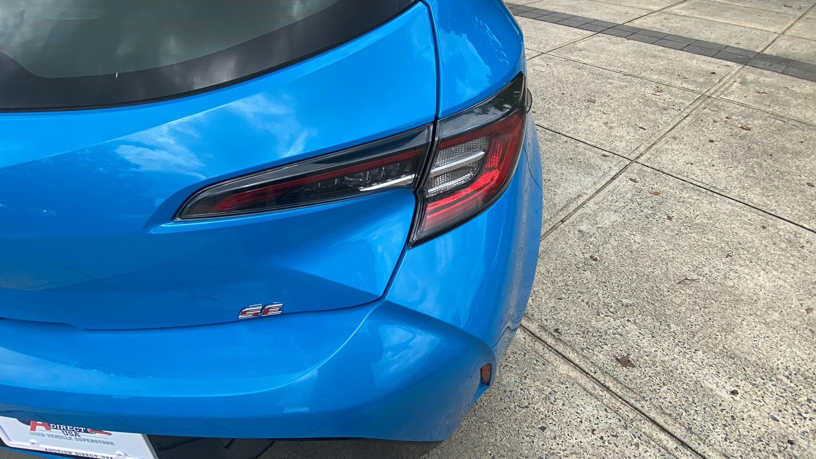 2019 Toyota Corolla Hatchback SE 13