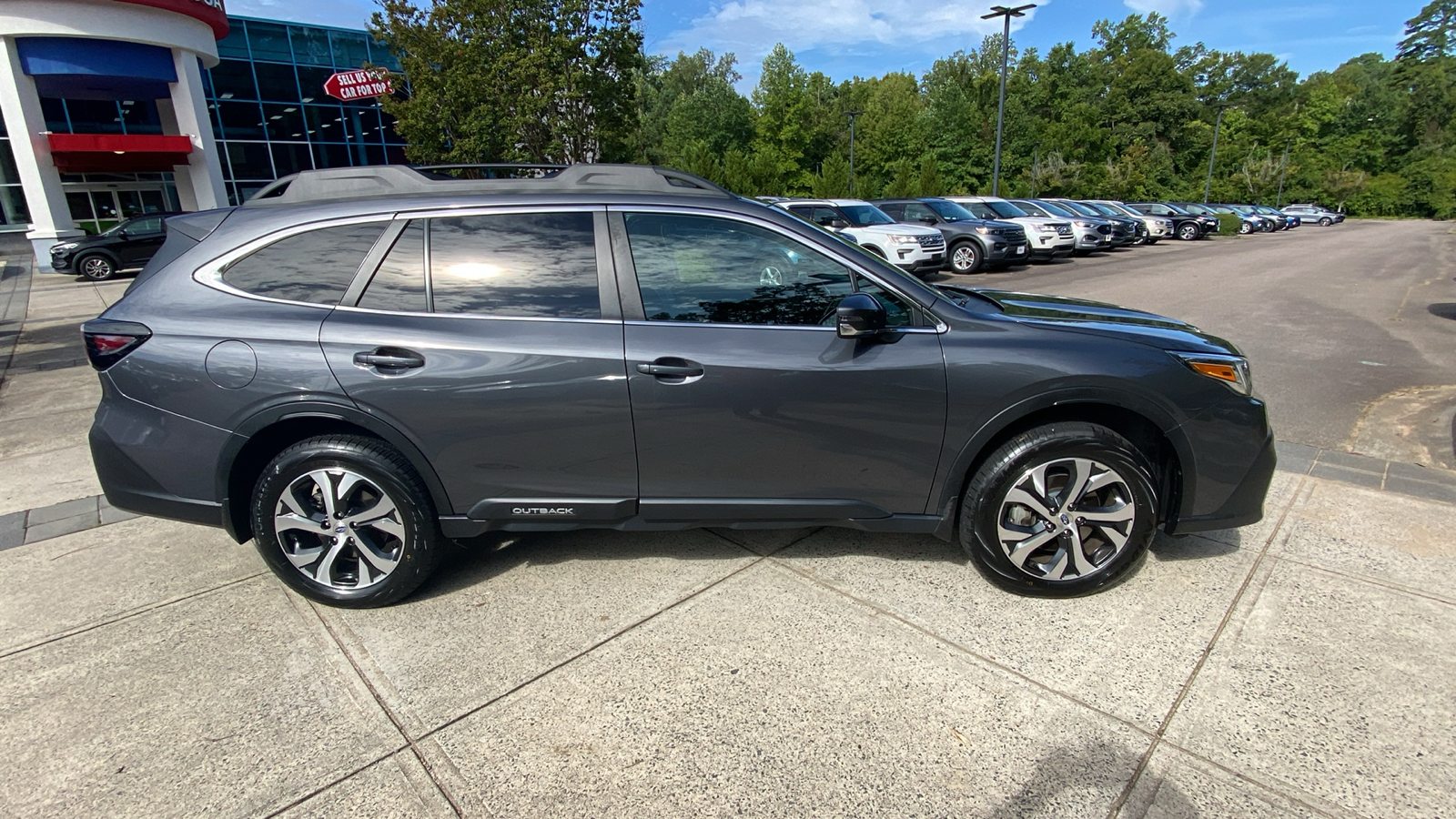 2021 Subaru Outback Limited XT 17