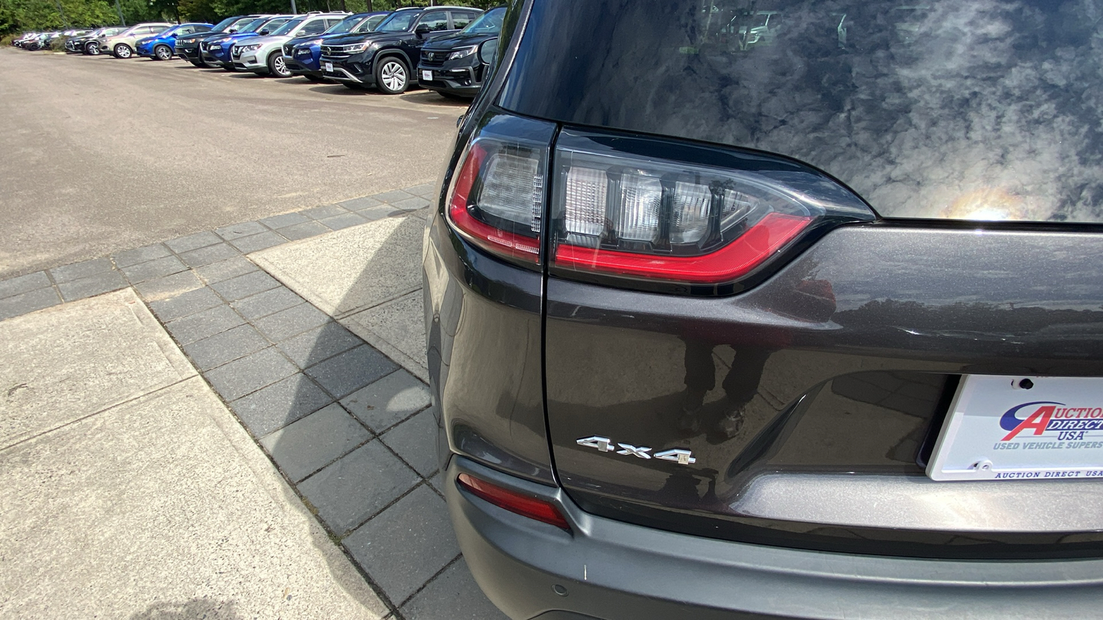 2021 Jeep Cherokee Latitude Lux 12