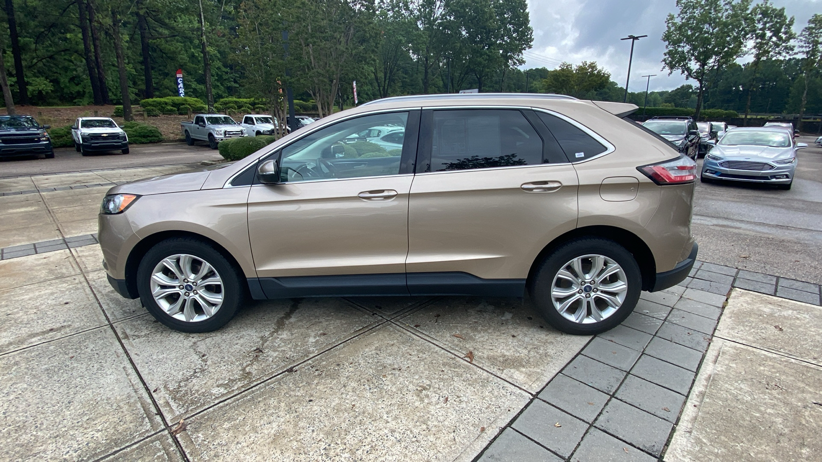 2020 Ford Edge Titanium 7