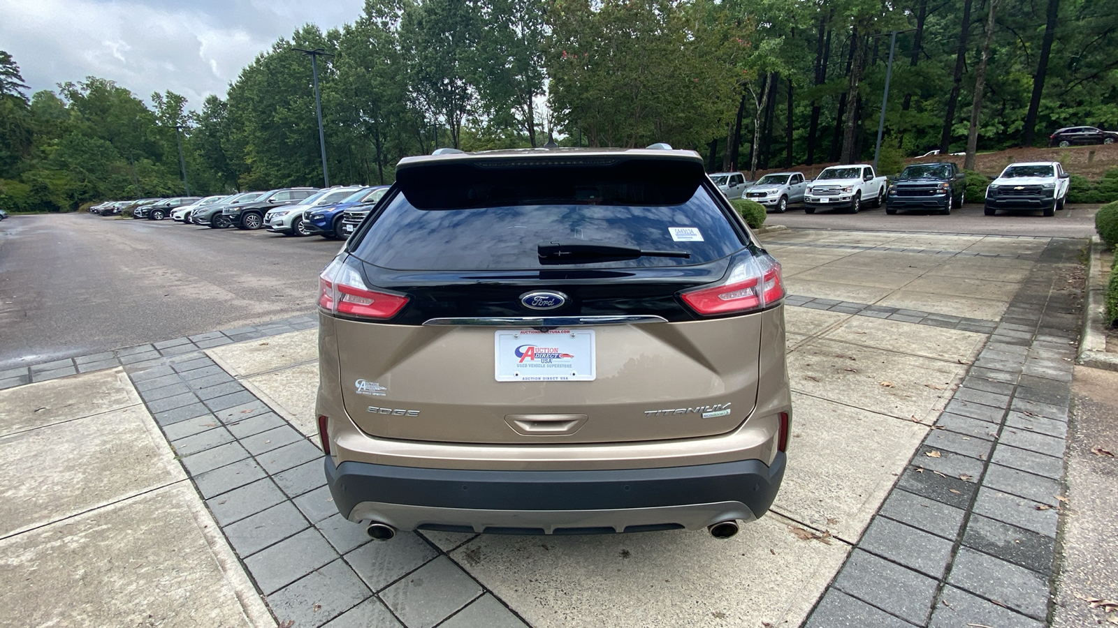 2020 Ford Edge Titanium 10