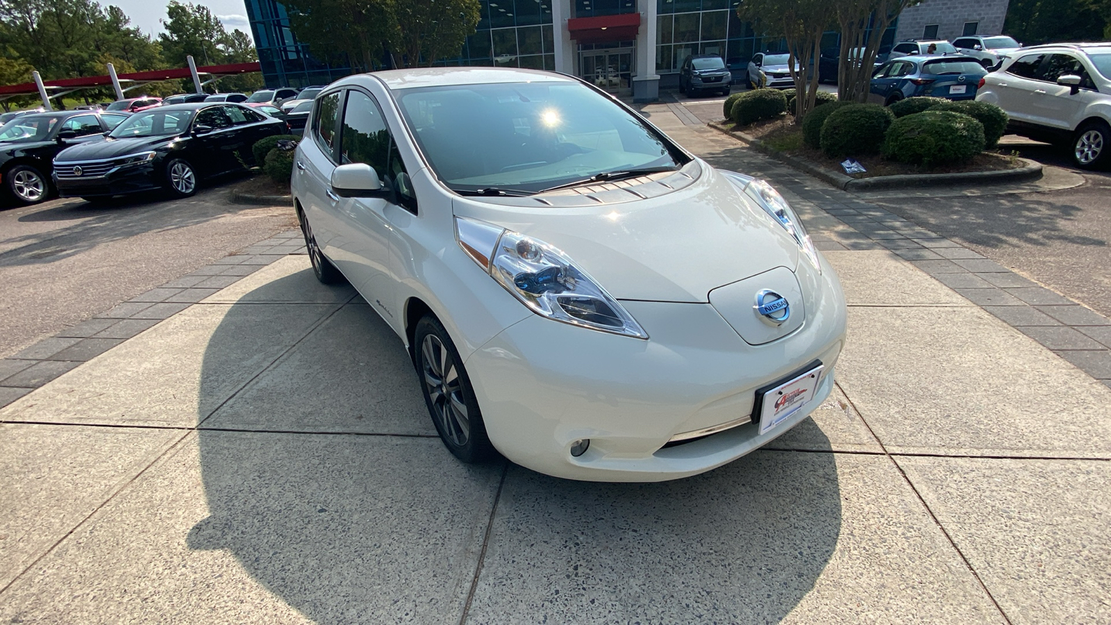 2016 Nissan Leaf SL 1