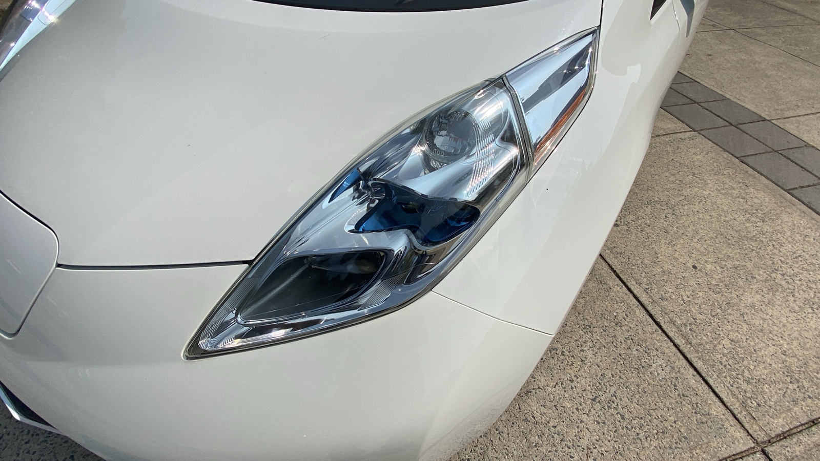 2016 Nissan Leaf SL 5