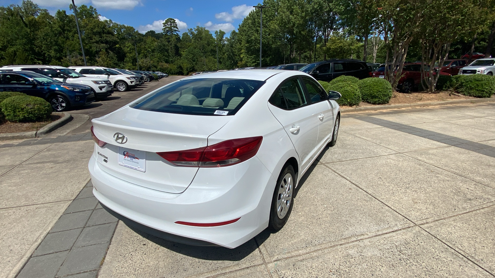 2018 Hyundai Elantra SE 14