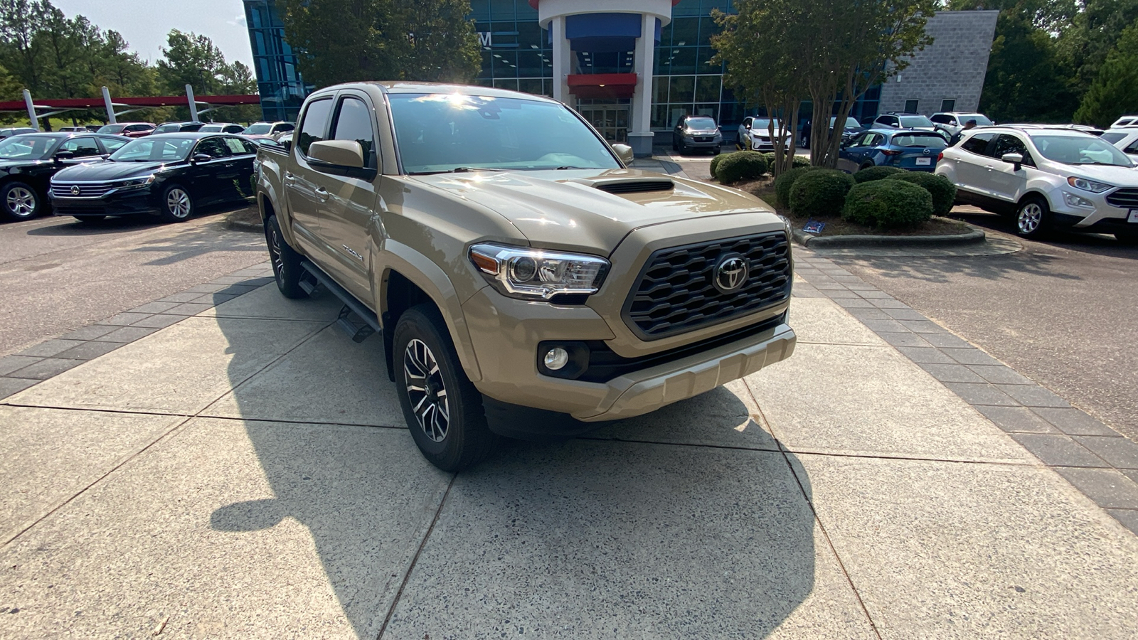 2020 Toyota Tacoma SR5 1