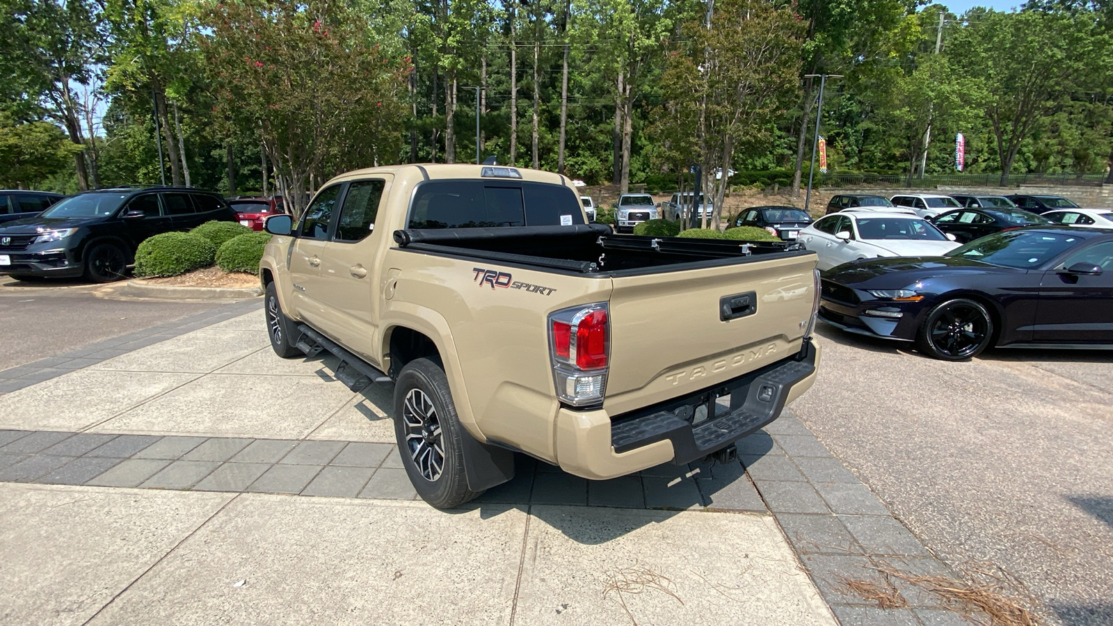 2020 Toyota Tacoma SR5 11