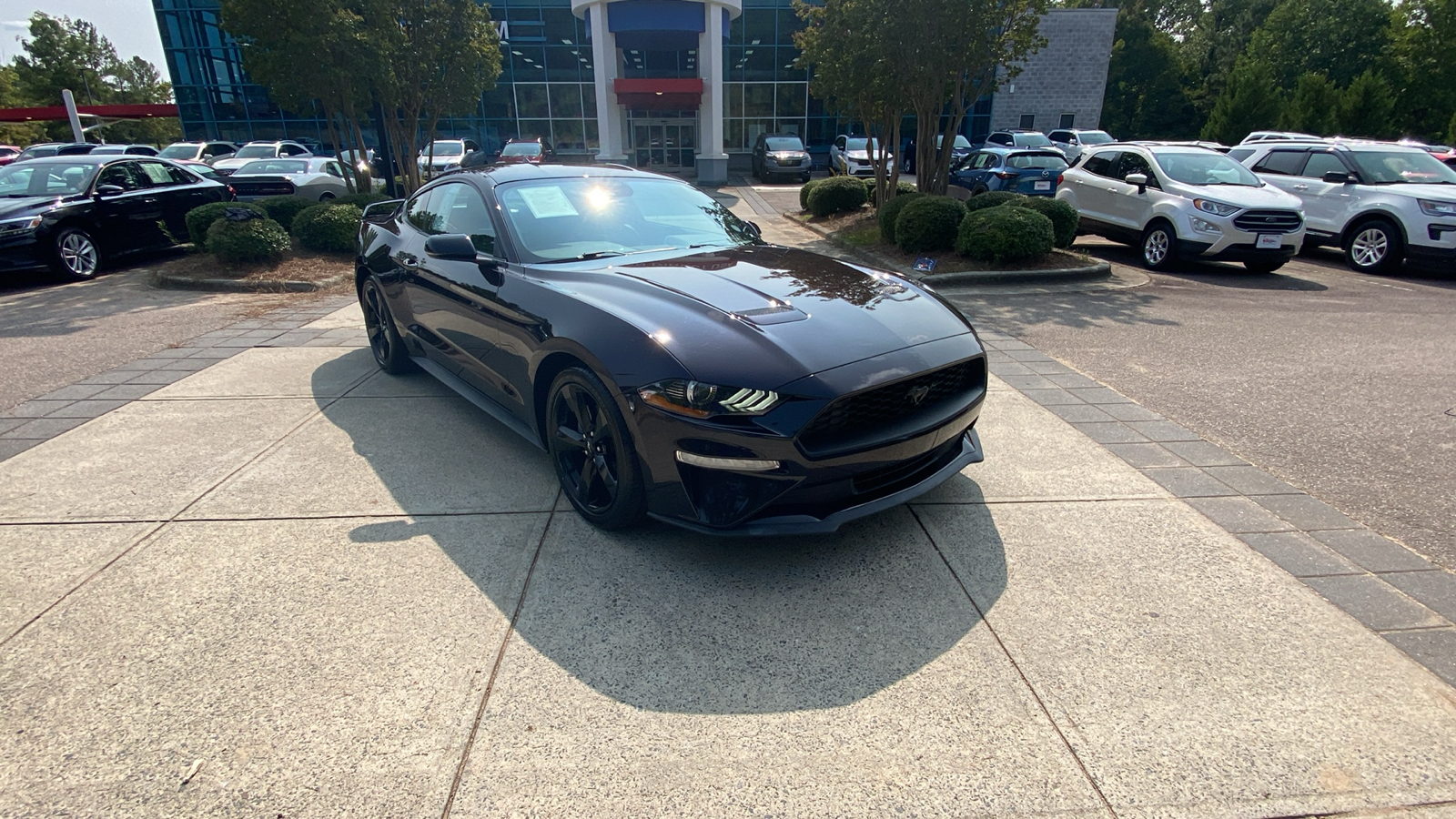 2022 Ford Mustang  1