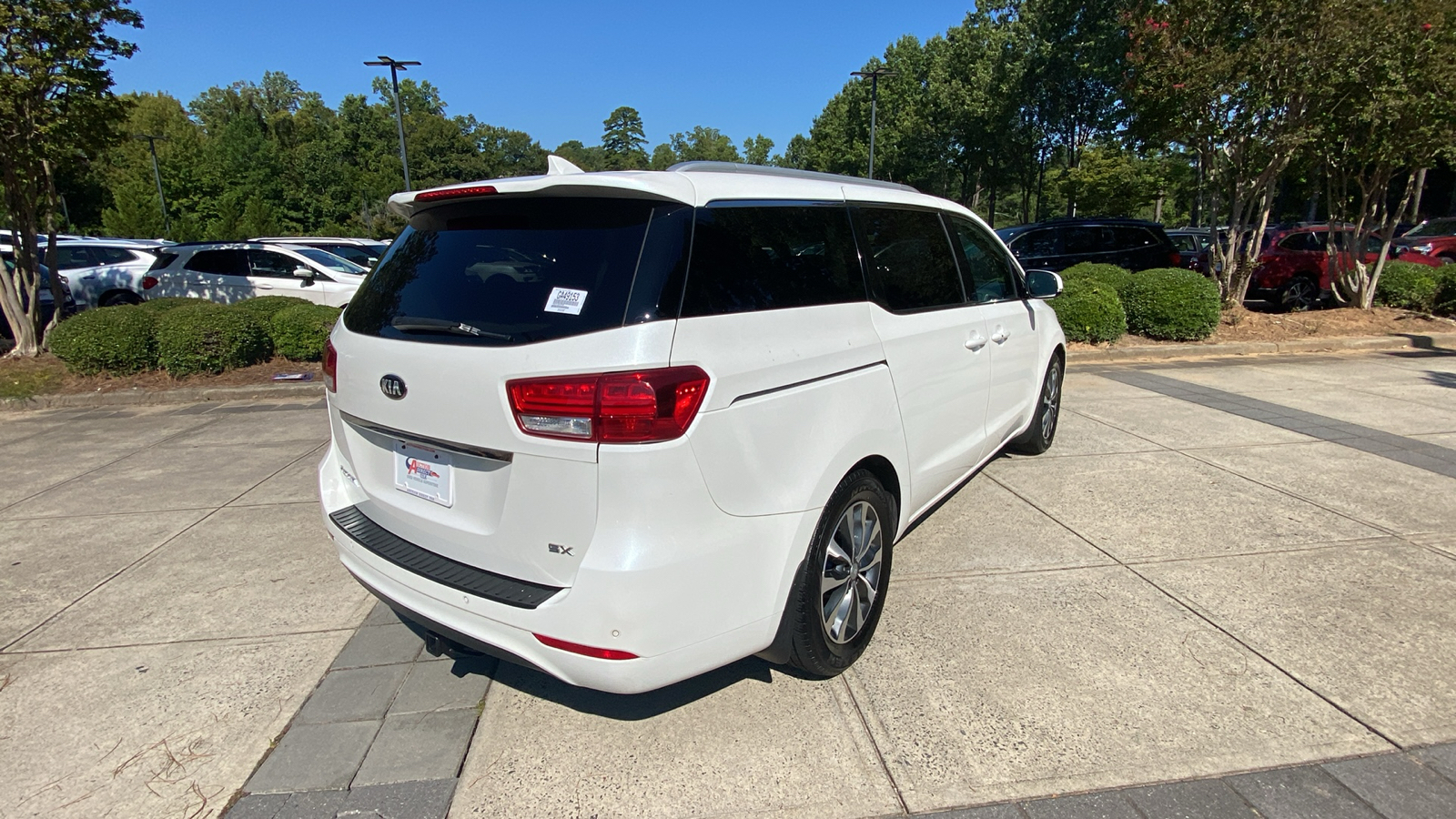 2016 Kia Sedona SX 14