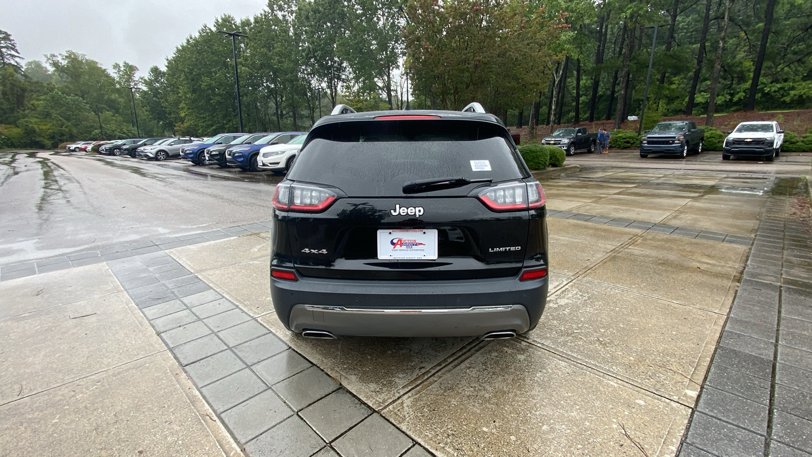 2019 Jeep Cherokee  11