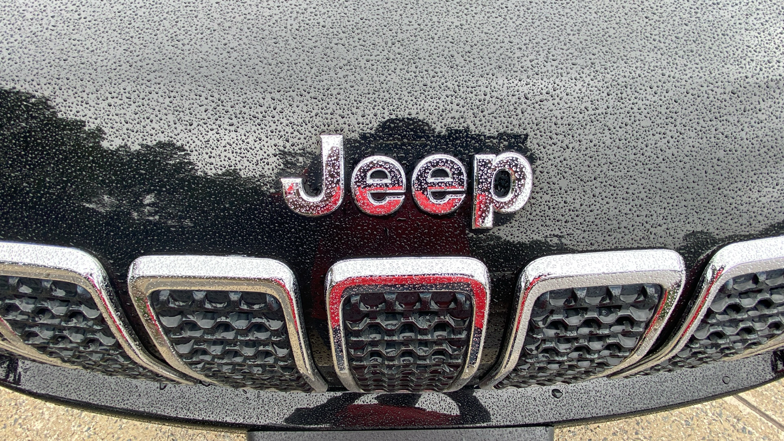 2019 Jeep Cherokee  19