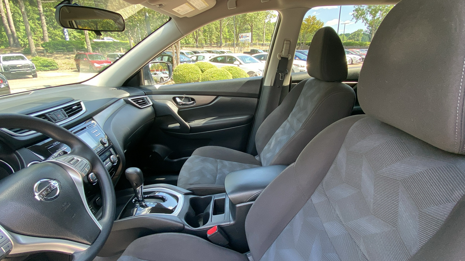 2016 Nissan Rogue SV 20