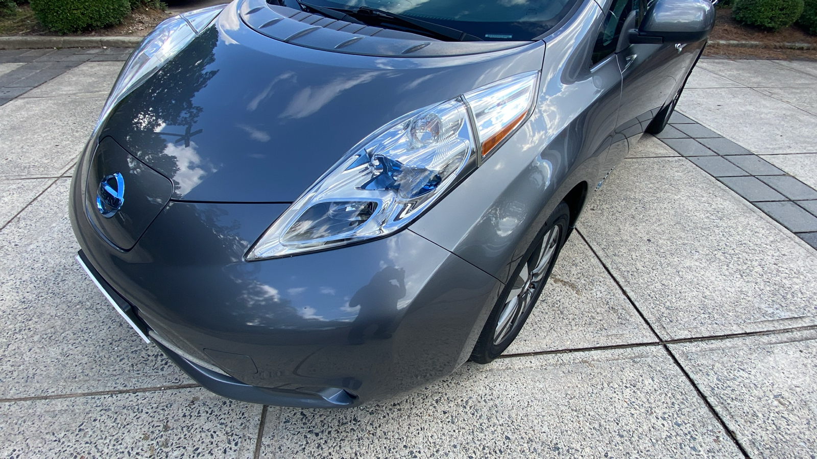 2015 Nissan LEAF  5