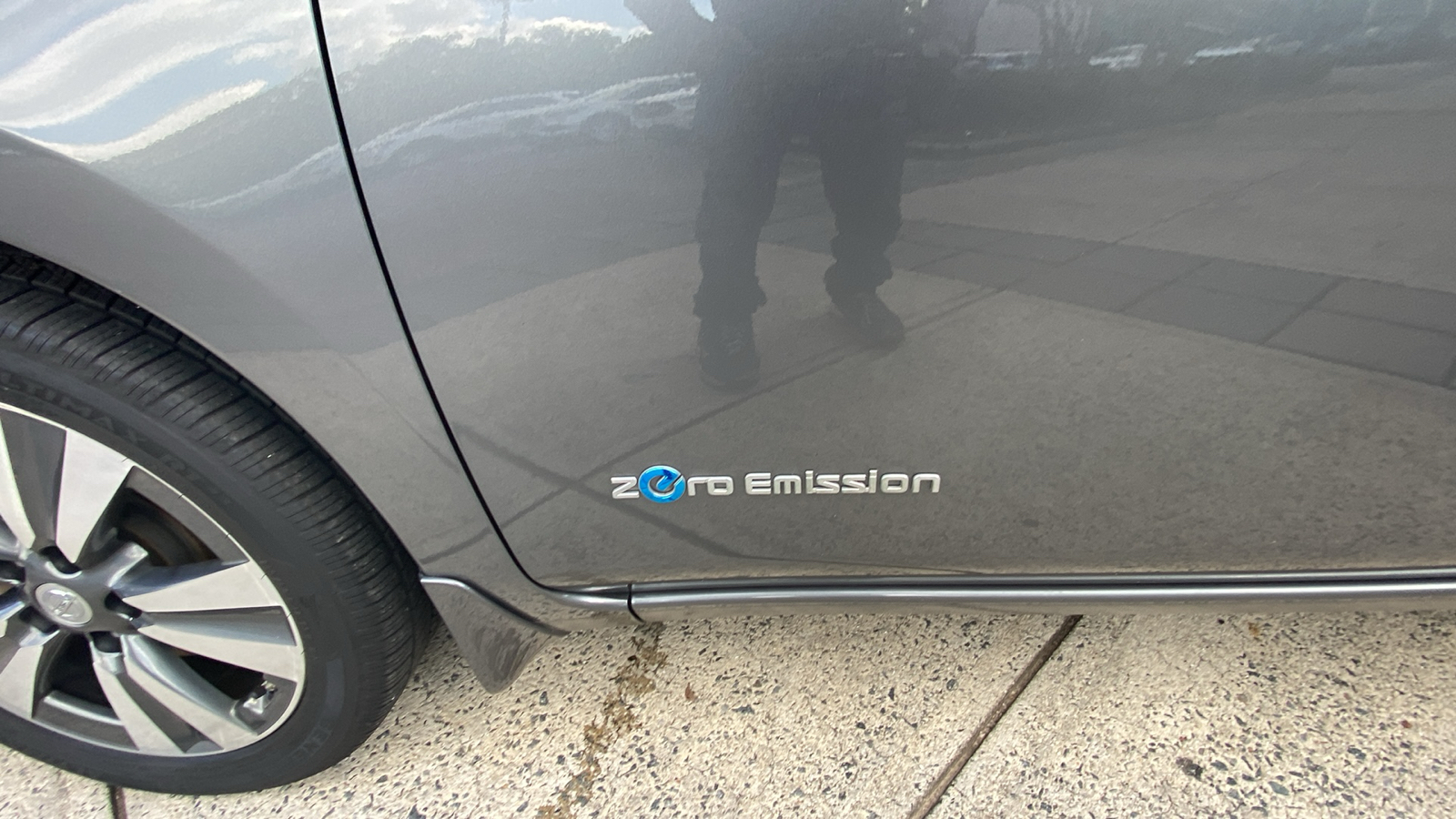 2015 Nissan LEAF  7