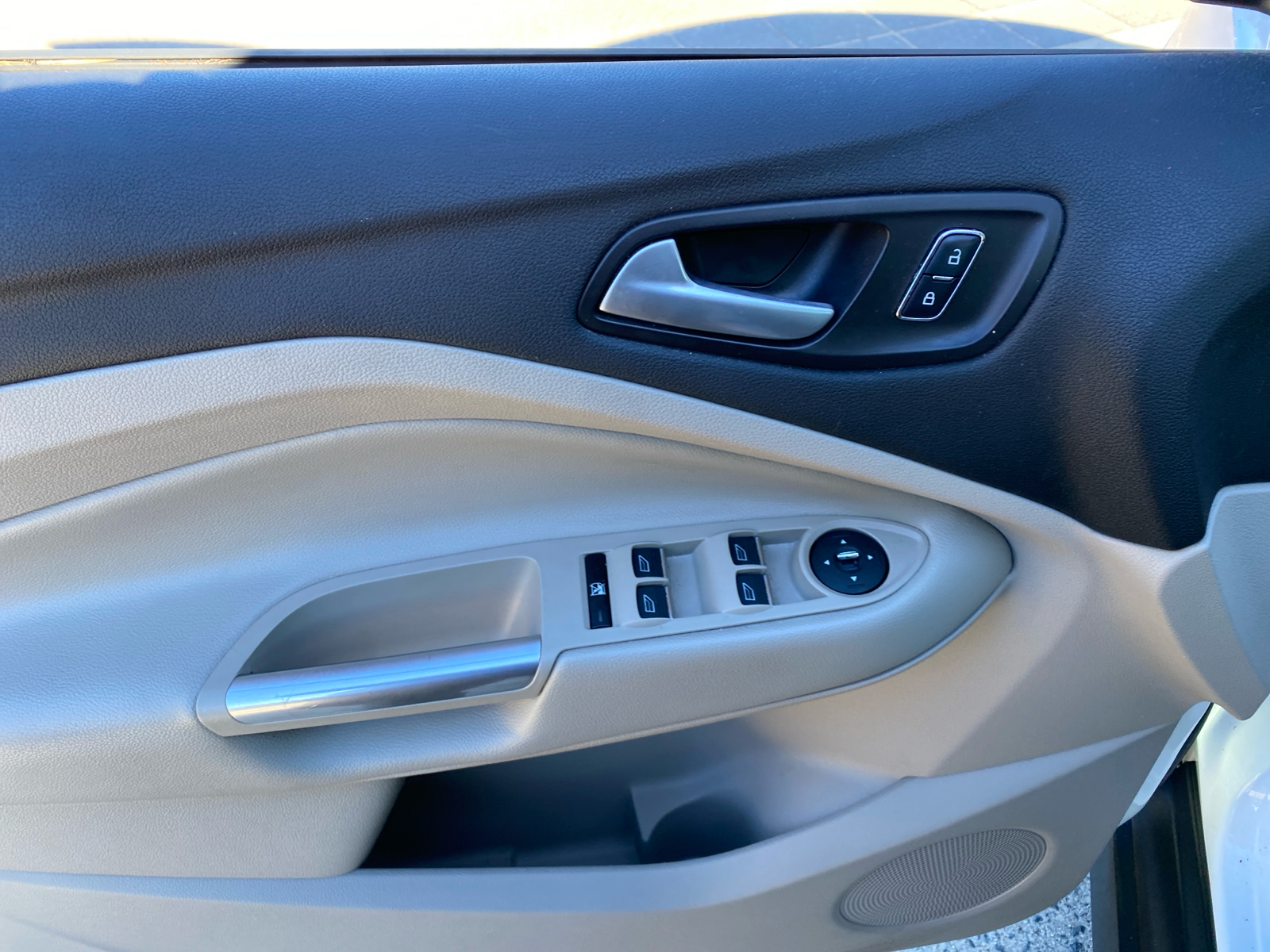 2014 Ford C-MAX Hybrid  21