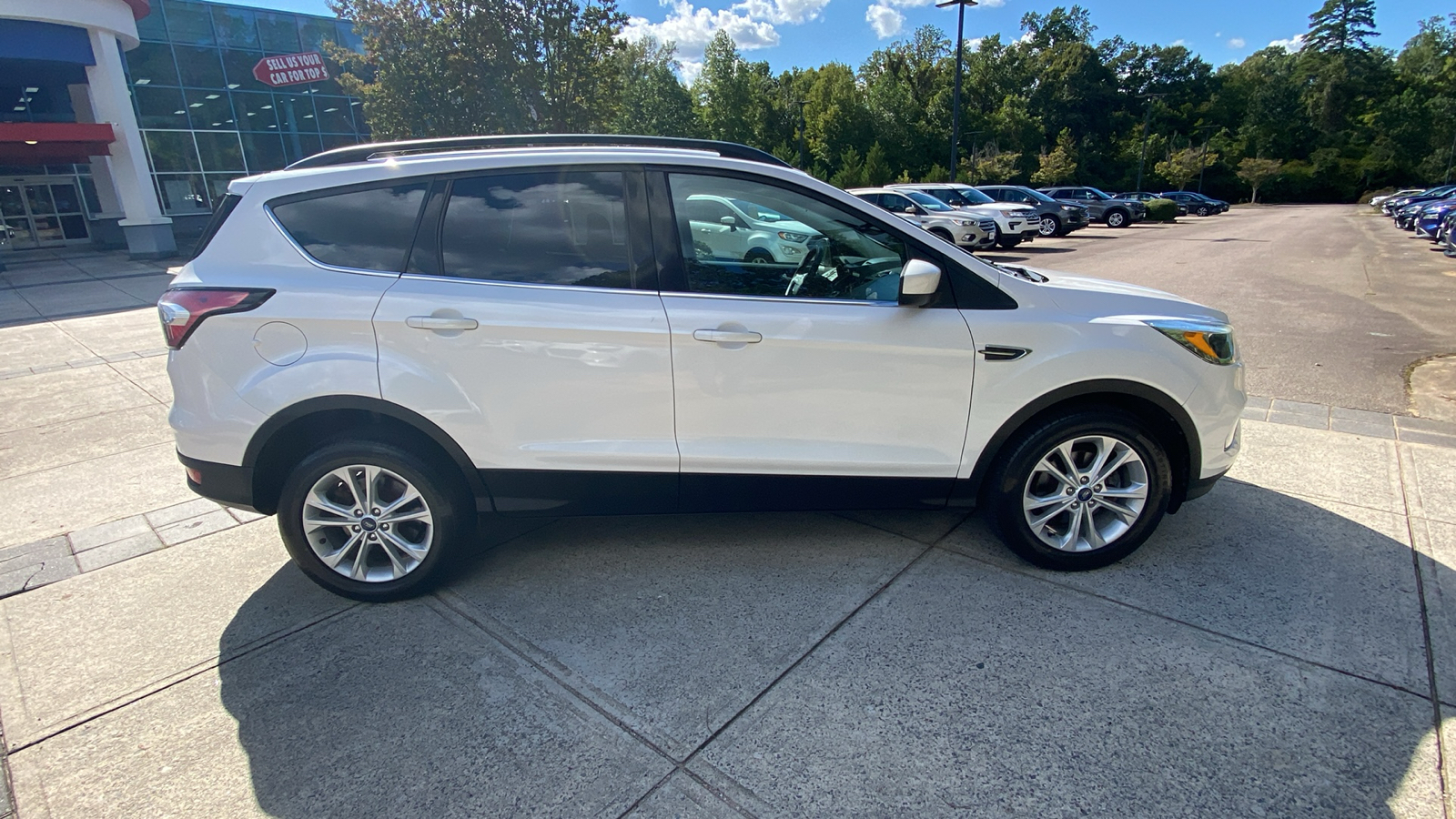 2018 Ford Escape SE 16