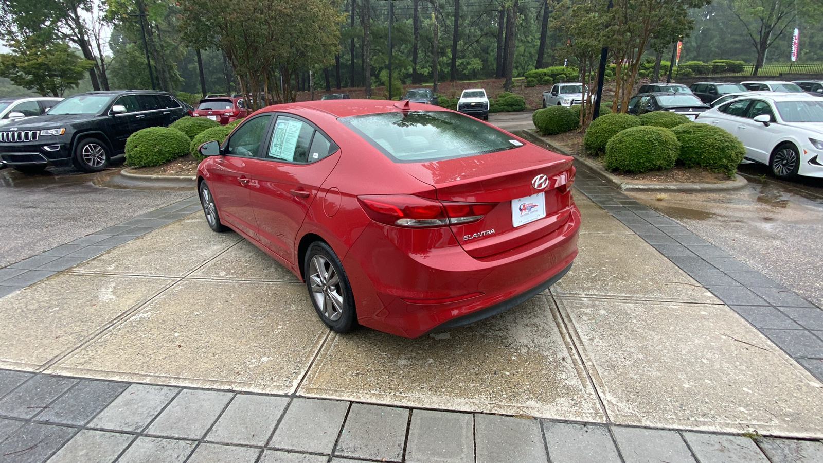 2017 Hyundai ELANTRA  9