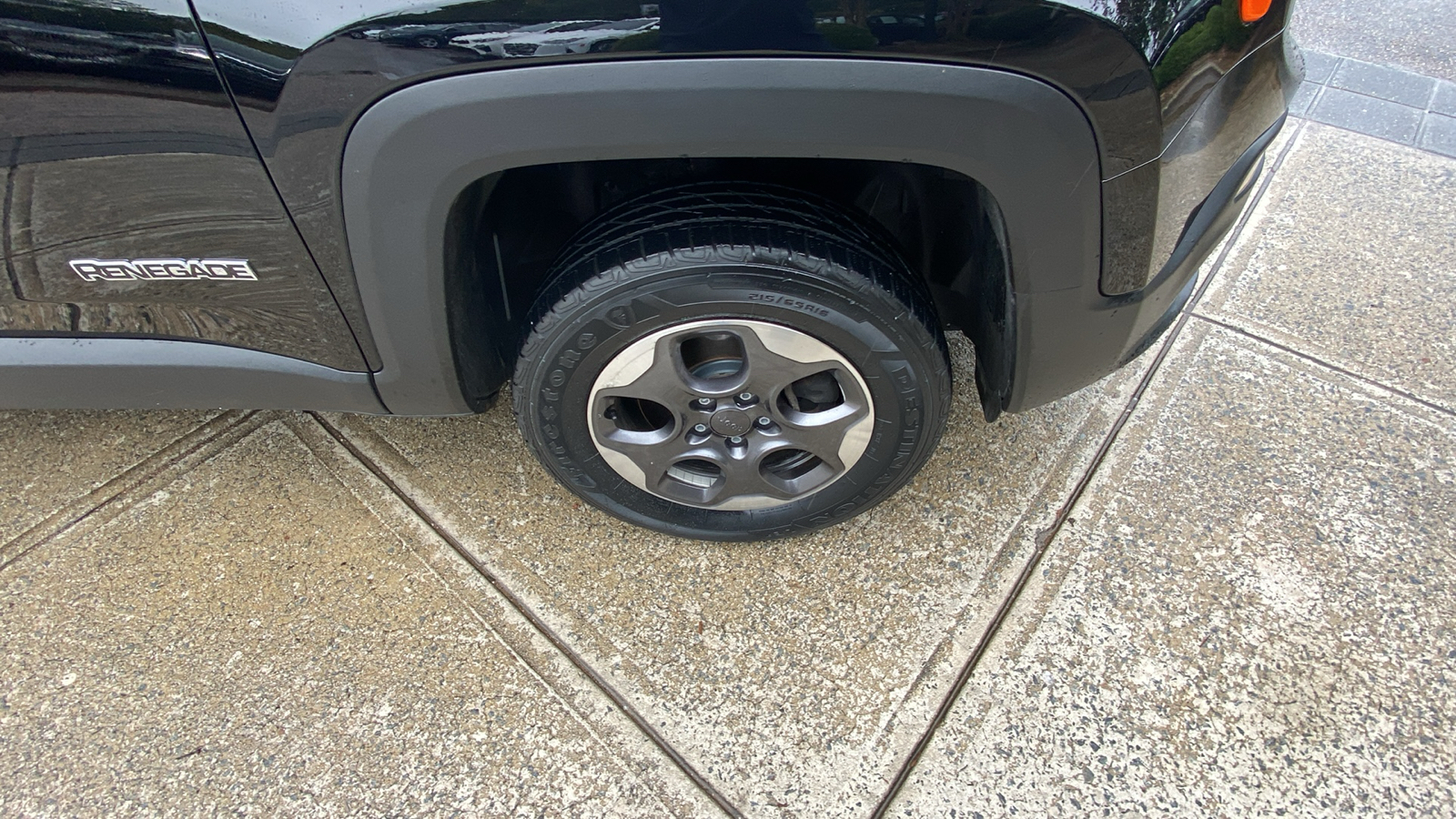 2016 Jeep Renegade  18