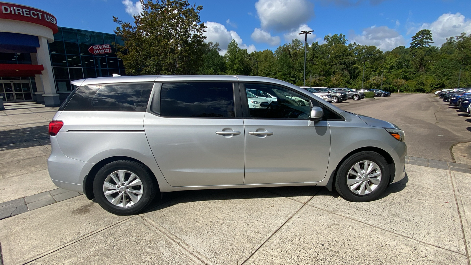 2016 Kia Sedona L 16