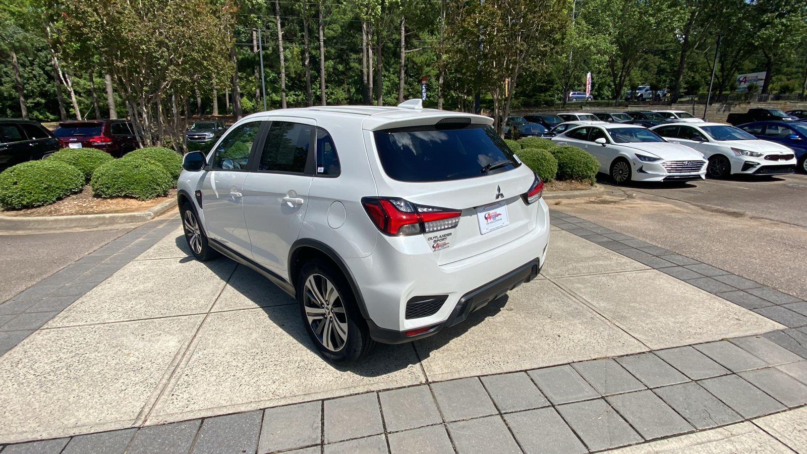 2020 Mitsubishi Outlander Sport 2.0 ES 9