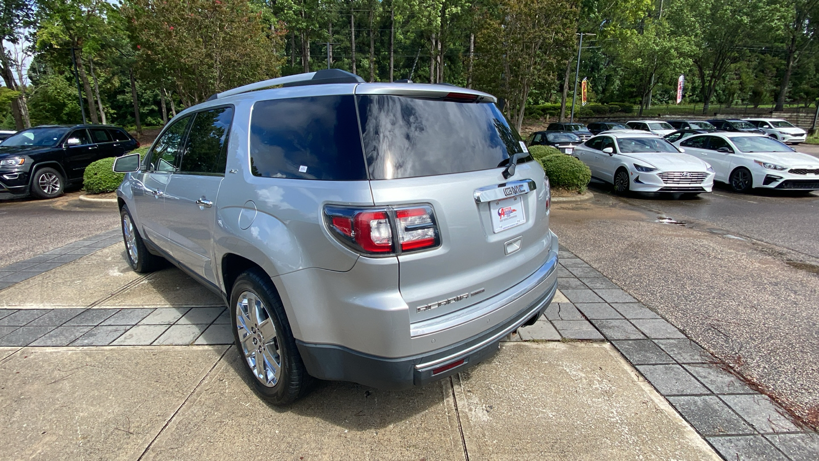 2017 GMC Acadia Limited  9