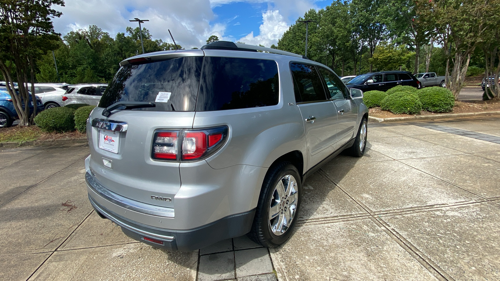 2017 GMC Acadia Limited  14