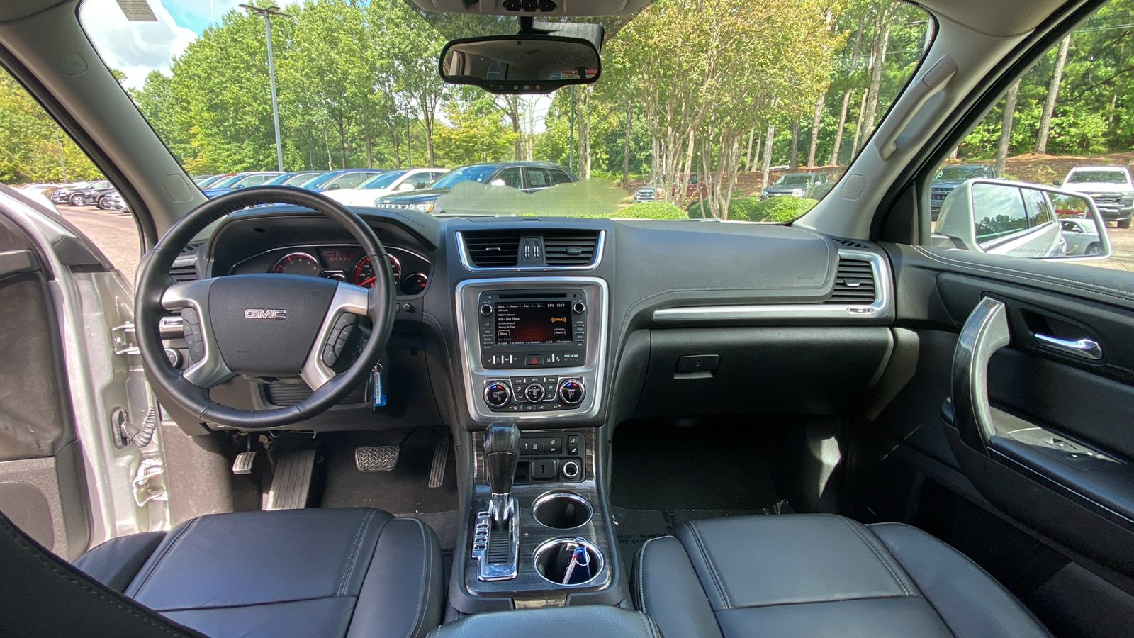 2017 GMC Acadia Limited  39