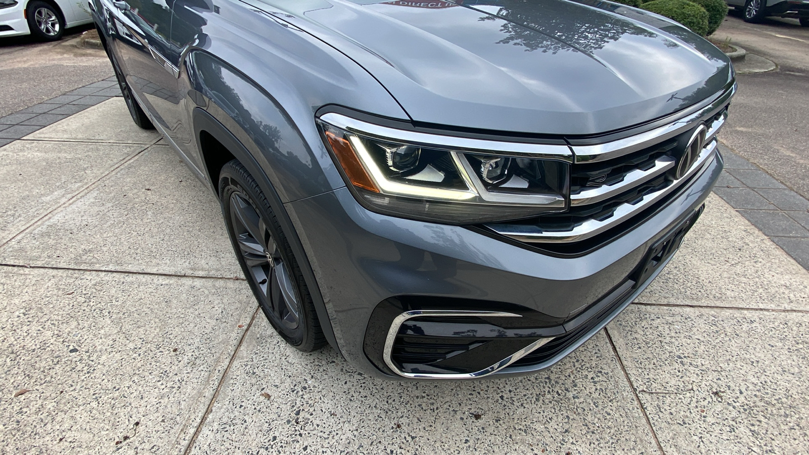 2021 Volkswagen Atlas  2