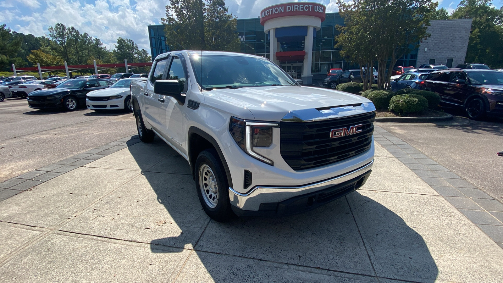 2023 GMC Sierra 1500 Pro 1