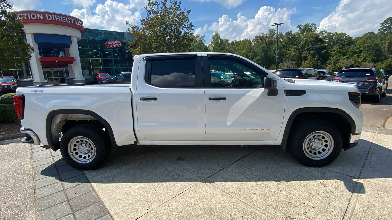 2023 GMC Sierra 1500 Pro 18