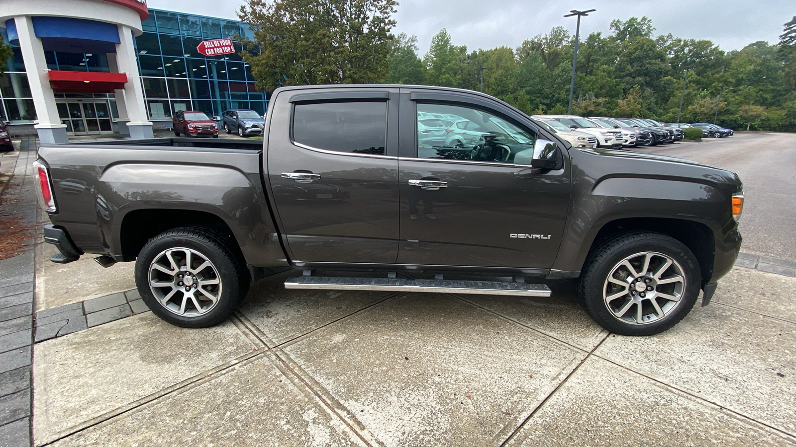 2020 GMC Canyon Denali 17