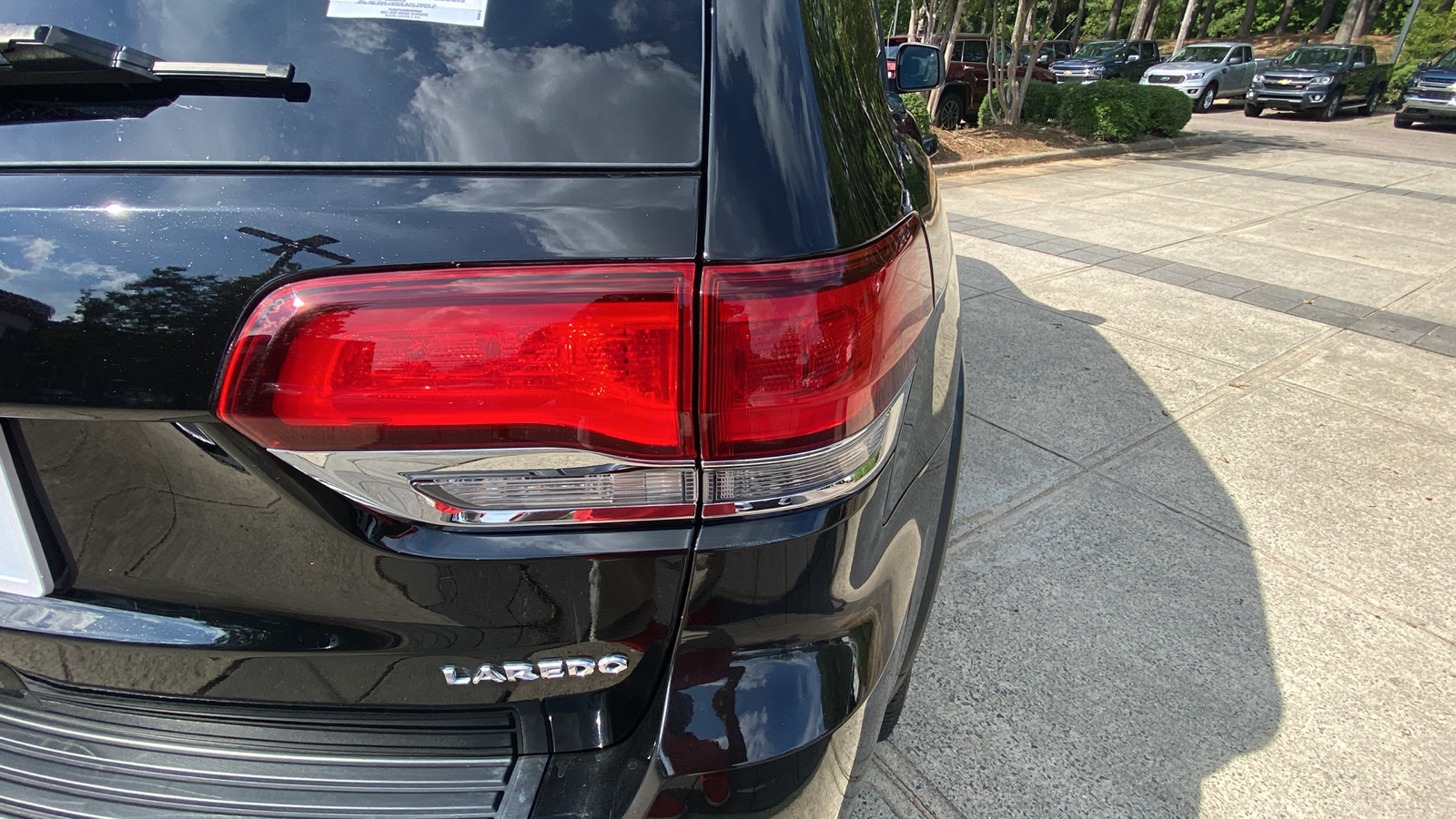 2021 Jeep Grand Cherokee Laredo E 14