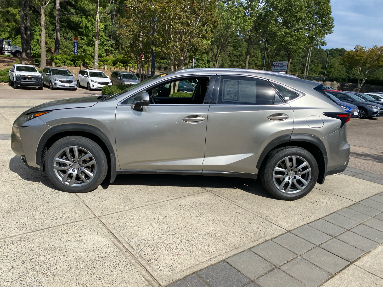 2015 Lexus NX 200t 5