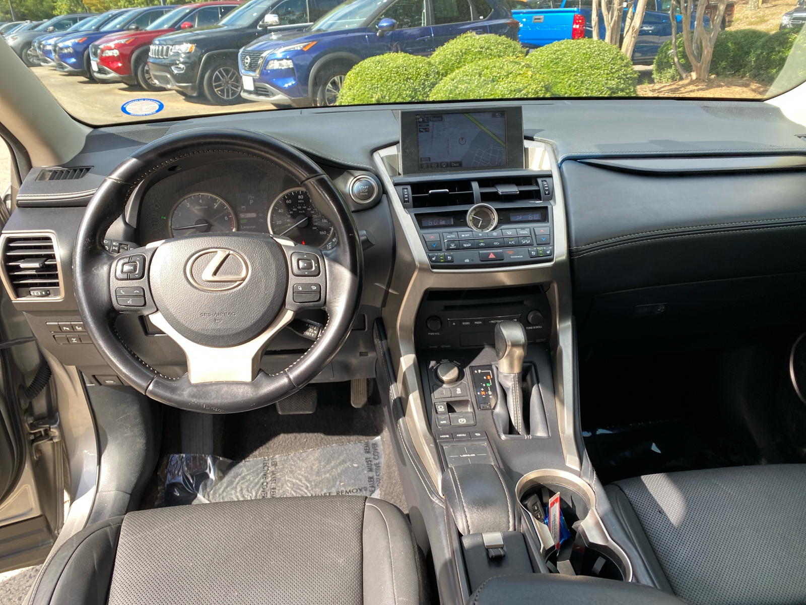 2015 Lexus NX 200t 28