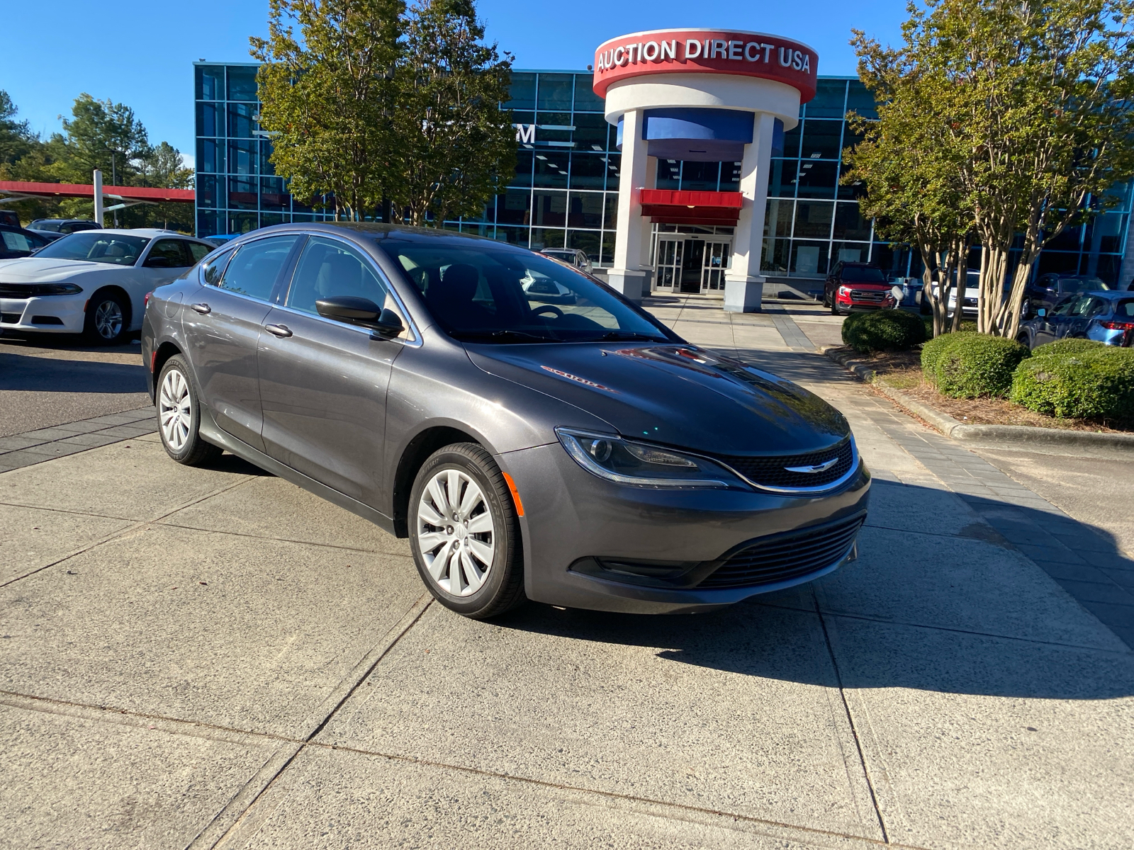 2015 Chrysler 200 LX 2