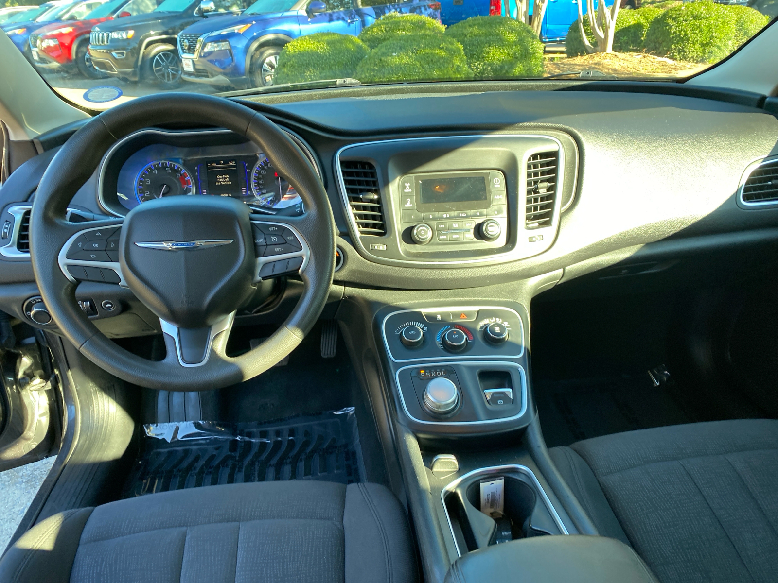 2015 Chrysler 200 LX 24