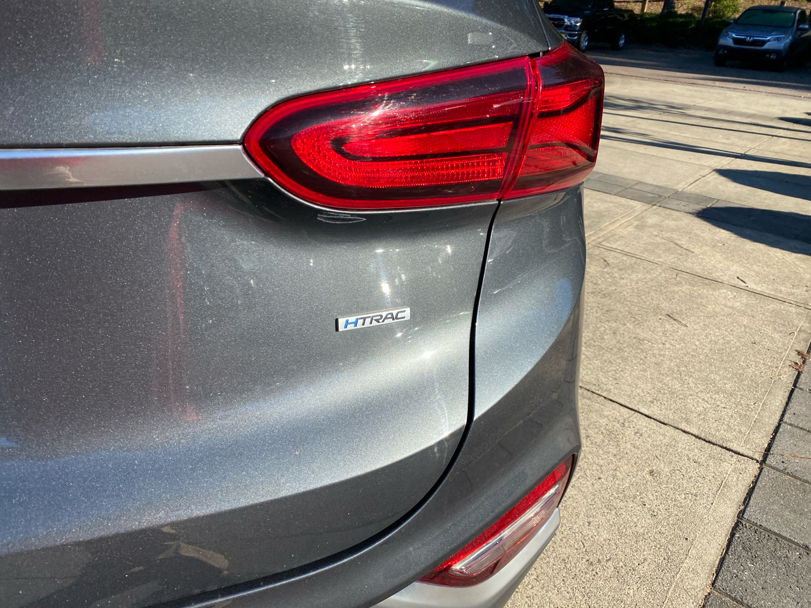 2020 Hyundai Santa Fe SEL 2.4 17