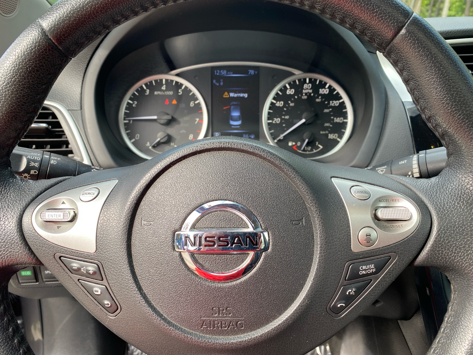 2016 Nissan Sentra SR 38