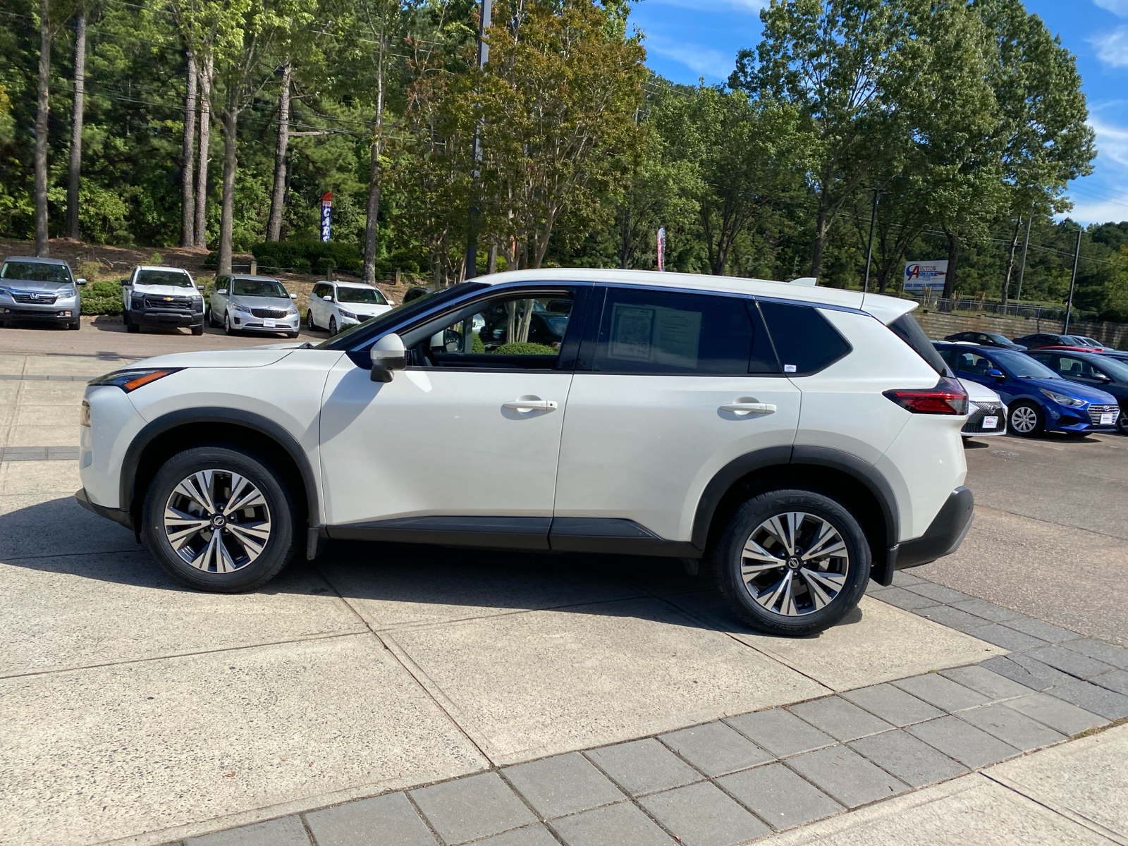 2021 Nissan Rogue  5