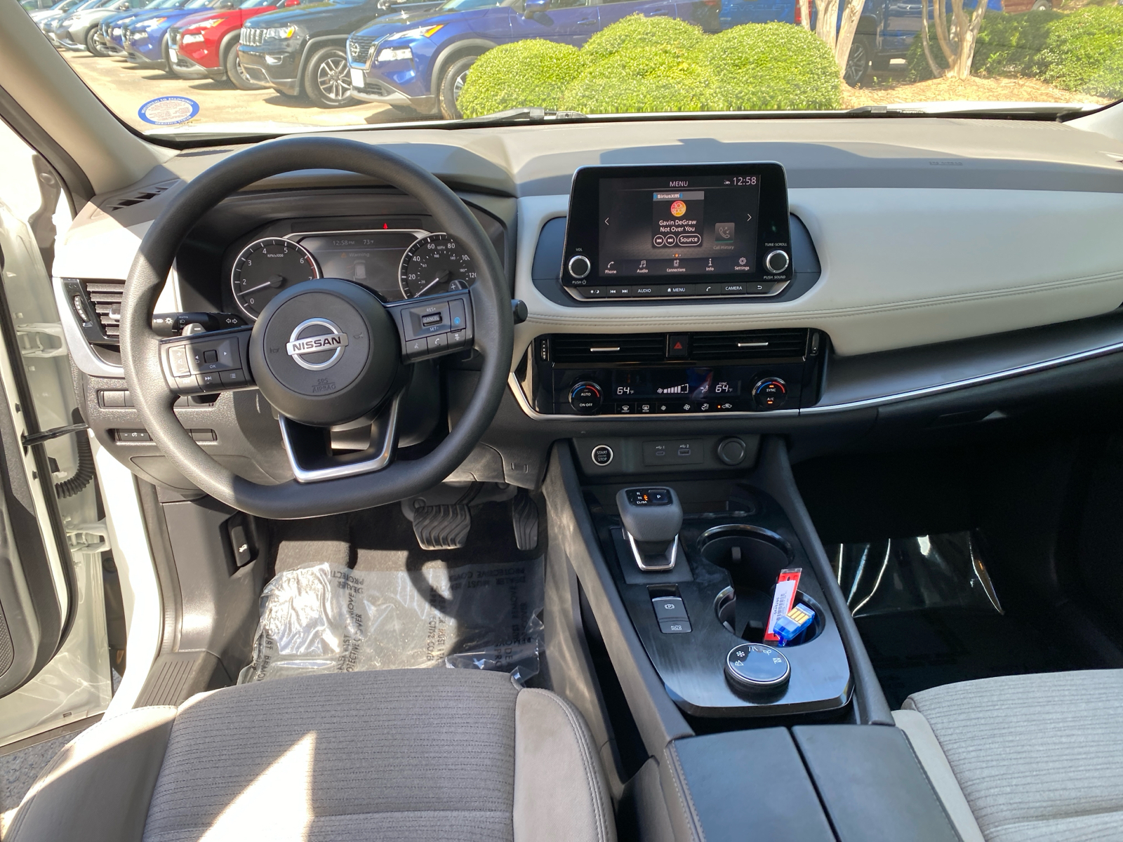 2021 Nissan Rogue  29